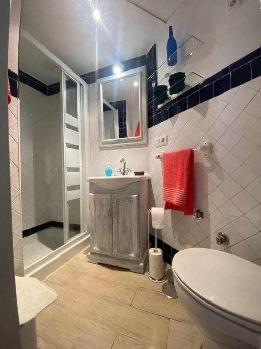 Apartamento Con Vistas Al Rio Sevilla Kültér fotó