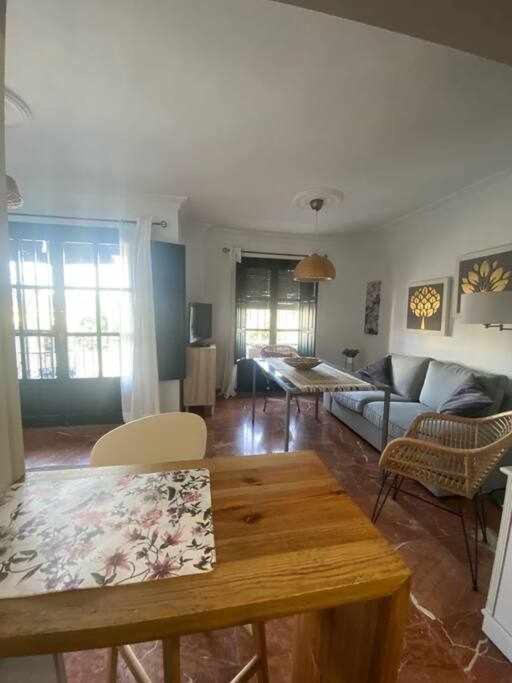 Apartamento Con Vistas Al Rio Sevilla Kültér fotó