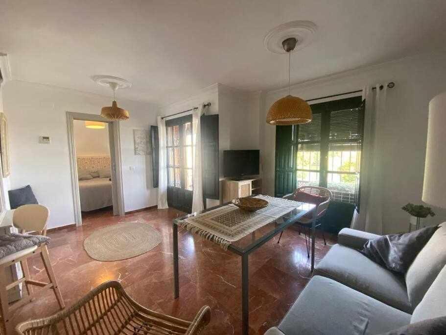 Apartamento Con Vistas Al Rio Sevilla Kültér fotó